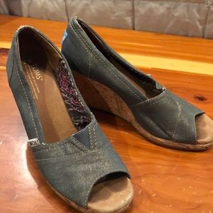 Toms wedges